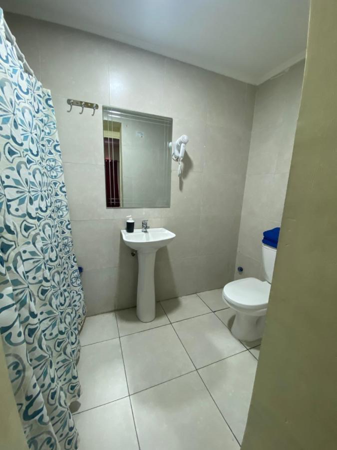Intimo Hotel Los Heroes ซานติอาโก ภายนอก รูปภาพ
